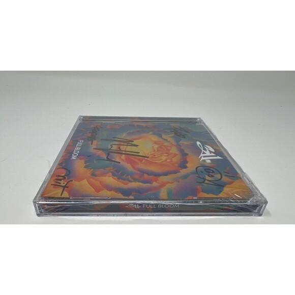 311 Full Bloom CD with SIGNED Autographed Booklet Brand New - Picture 3 of 7